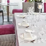 Platinum Residence Boutique